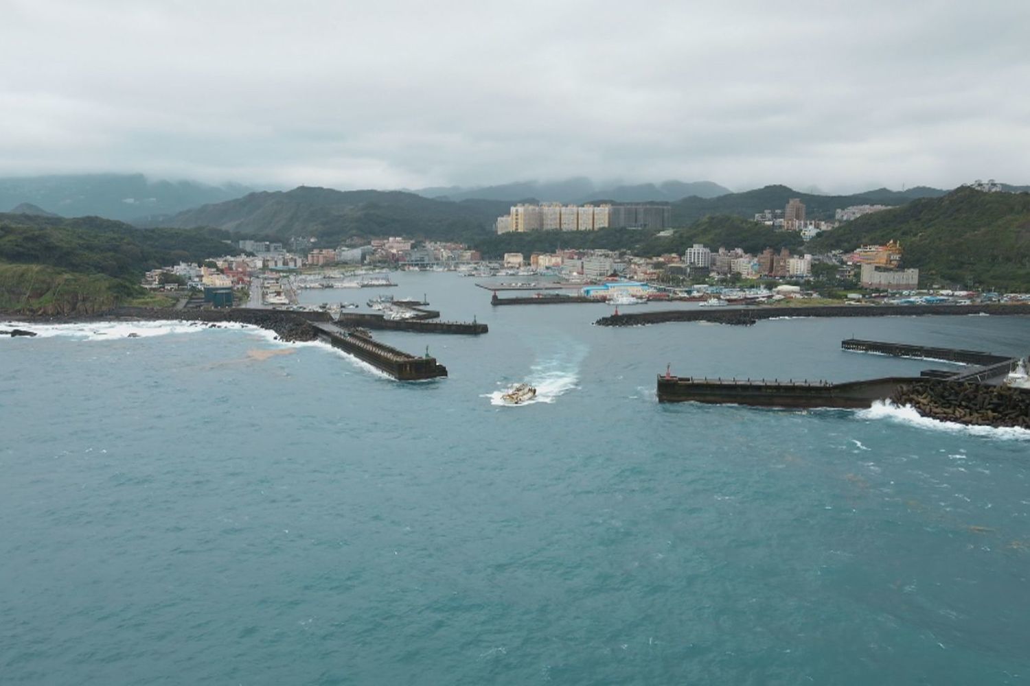 Taiwan+平台「The happy fisherman」外景紀 實節目劇照