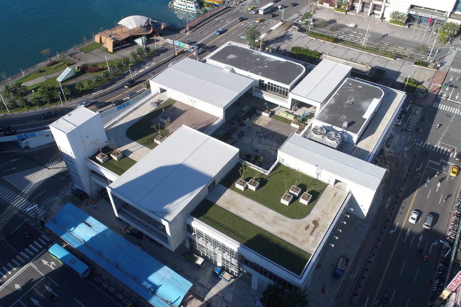 東岸商場場景照片