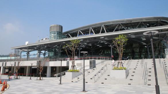 基隆火車站南廣場場景照片